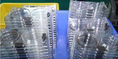 Plastic box packing